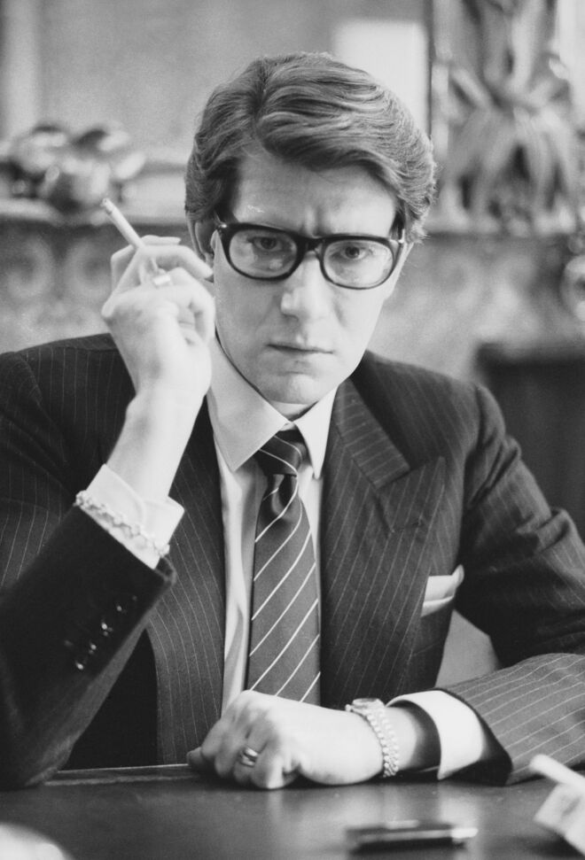 Yves Saint Laurent, um homem que revela que a elegância não é um exclusivo feminino