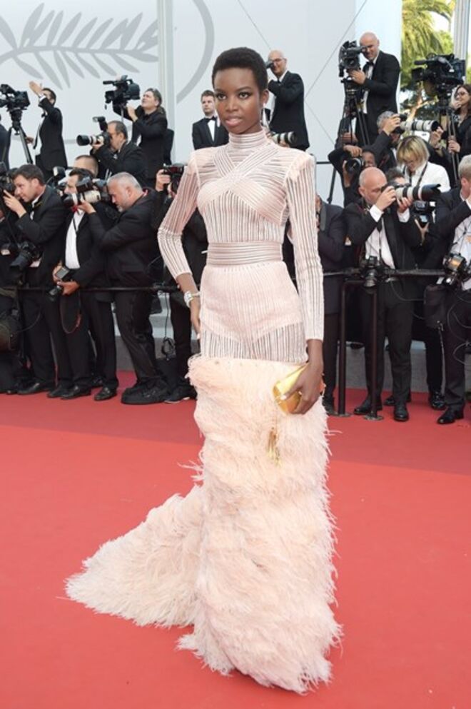  Maria Borges em Balmain, 2017