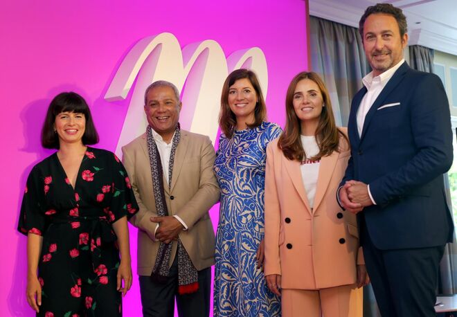 Alguns dos elementos do júri: Ana Dias Ferreira, diretora da Revista Observador Lifestyle, Manuel Dias Coelho, diretor da Máxima e Presidente do Júri, Carolina Silva, editora de Beleza da Máxima, Susana Chaves, diretora do site Miranda.sapo, Lourenço de Lucena, Perfumista e fundador e CEO da Blug.