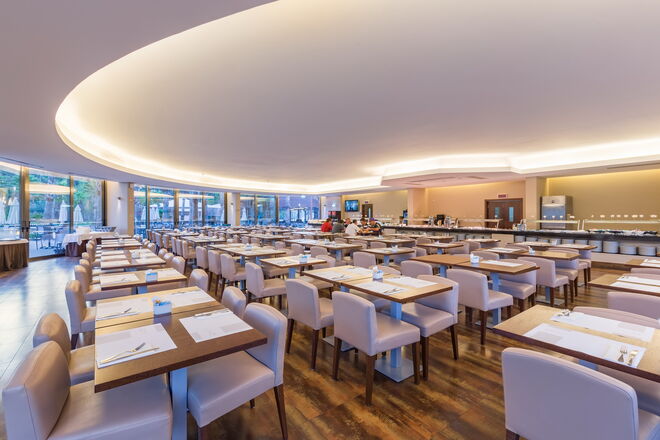 Salgados Palm Village Apartments & Suites 