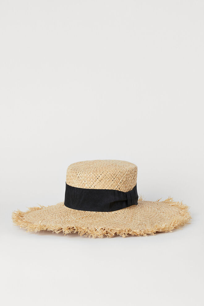 Chapéu, €14,99, H&M  