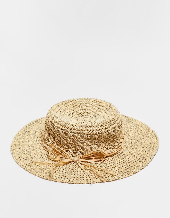 Chapéu, €12,99, Stradivarius 