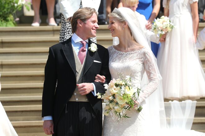 Os recém-casados e sorridentes Thomas Kingston e Lady Gabriella Windsor