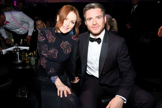 Julianne Moore e Richard Madden