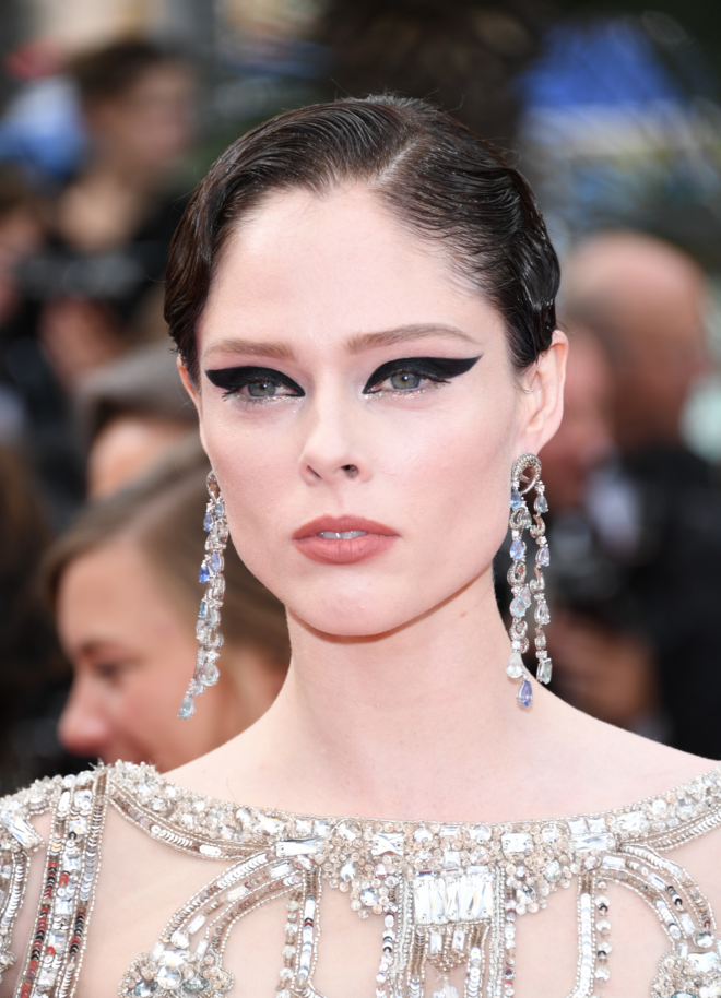 A modelo canadiana, Coco Rocha, brilhou com uns brincos da coleção Haute Joaillerie com 18 quilates de ouro branco, 
safiras (52.88 quilates) e diamantes; e vários anéis com 18 quilates de ouro branco e 18 quilates de ouro rosa da coleção Magical Setting. 