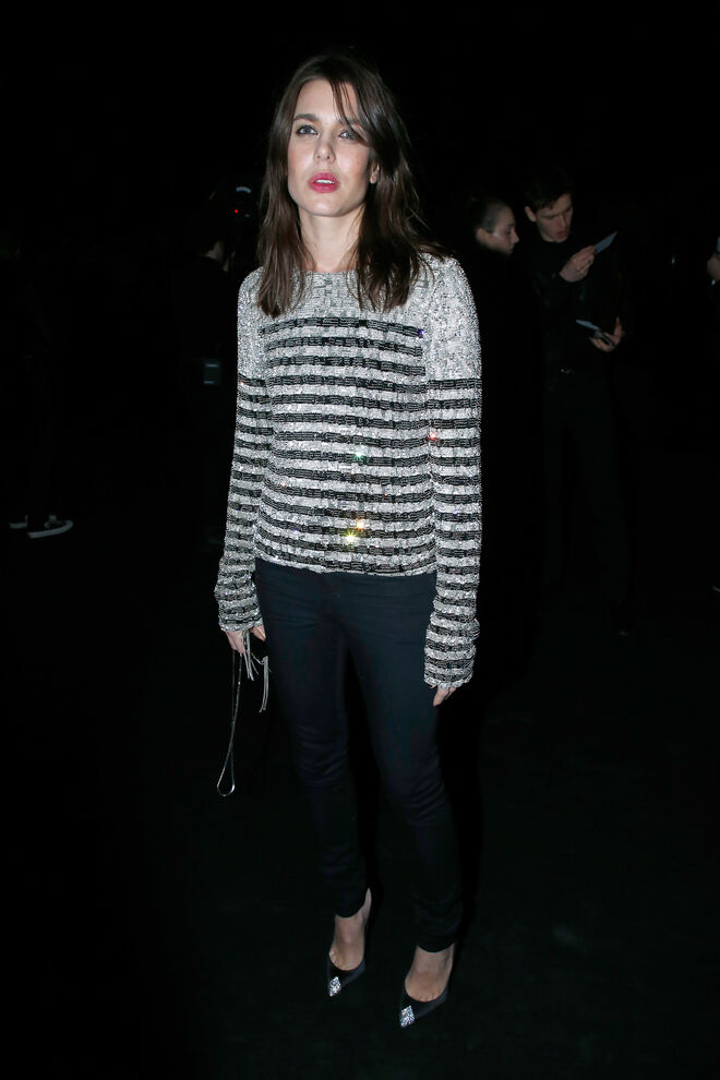 Charlotte Casiraghi num dos desfiles de Saint Laurent, 2018
