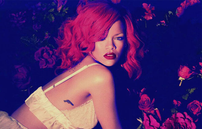 Rihanna para divulgação do álbum 'Loud', 2010