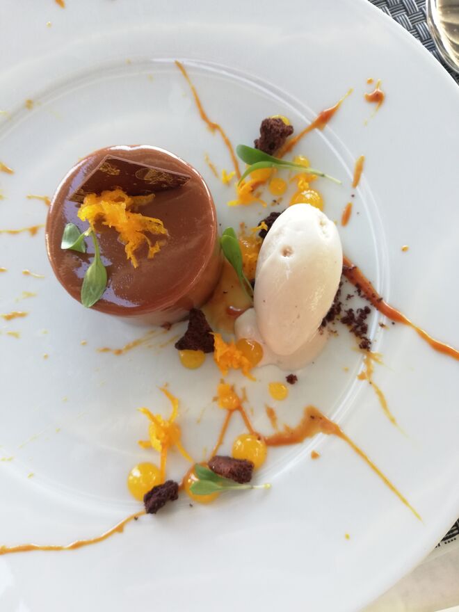 Parfait de Chocolate fresco com sorbet de banana