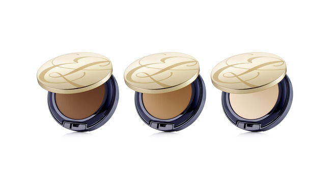Double Wear Stay-In-Place Matte Powder Foundation, €50, Estée Lauder