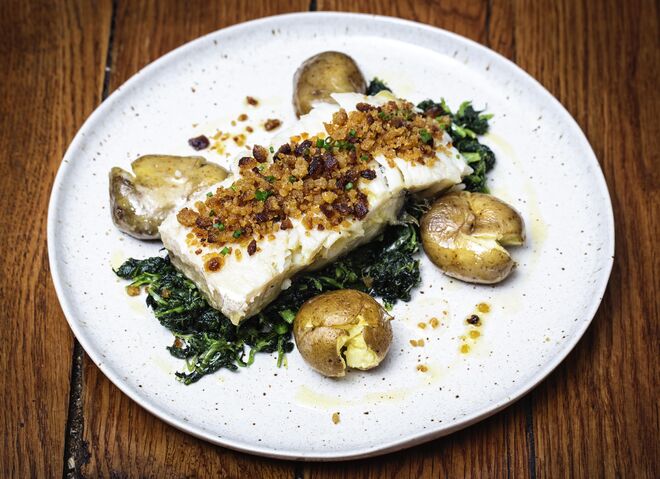 Bacalhau com broa de milho, grelos e batata a murro €13,90