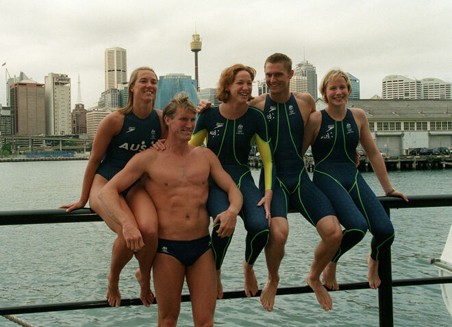 A apresentação das roupas de natação, feitas pela Speedo, da equipa olímpica Australiana para os Jogos Olímpicos de 2000, em Sydney.