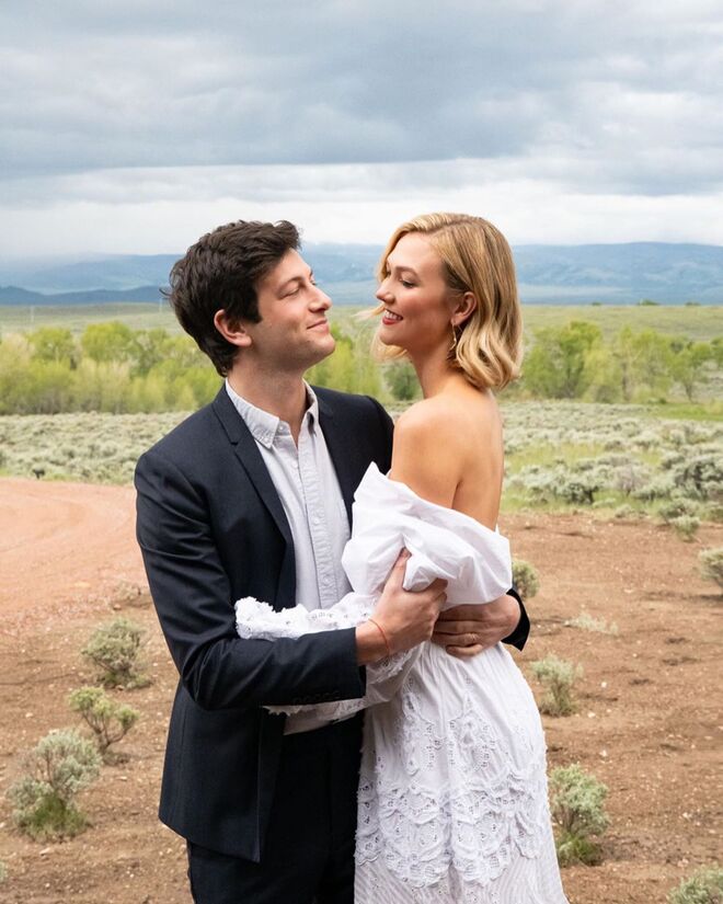 Karlie Kloss e Joshua Kushner no Wyoming, Estados Unidos da América, a 24 de junho de 2019