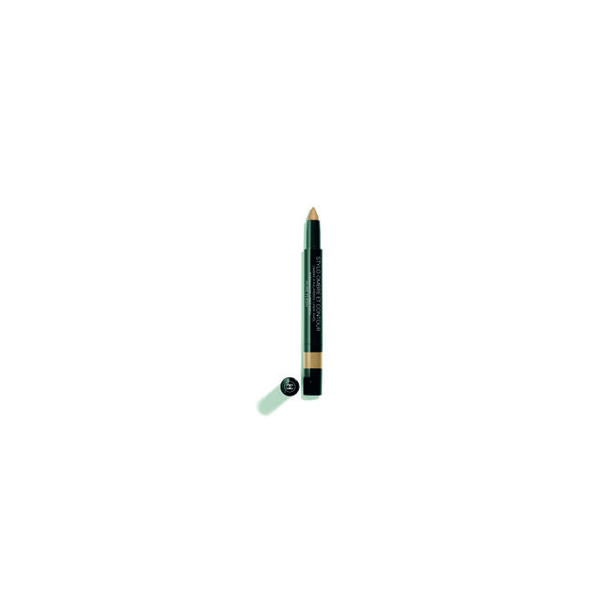 Stylo Ombre & Contour no tom 222 Pure Flesh, €32, Chanel