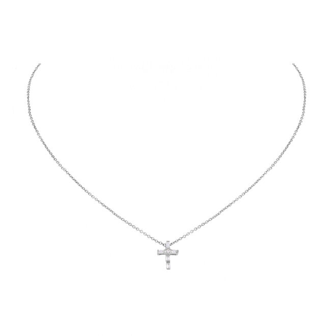 HLC+ Colar Cruz em Diamantes e Ouro Branco, €680, HLC
