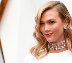 Karlie Kloss deixou a Victoria’s Secret por não se identificar com a mensagem da marca