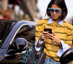 Leandra Medine desenha coleção cápsula para a Mango
