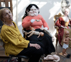 Paula Rego recebe em Londres a Medalha de Mérito Cultural 
