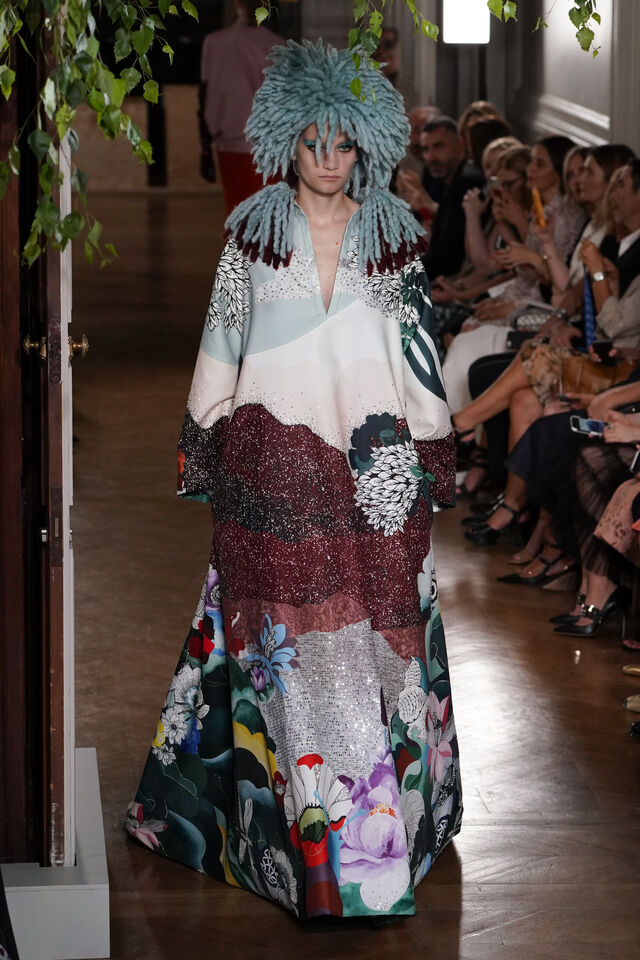 Desfile Valentino para a coleção outono/inverno 2019/2020 na Semana da Moda da Alta-Costura em Paris