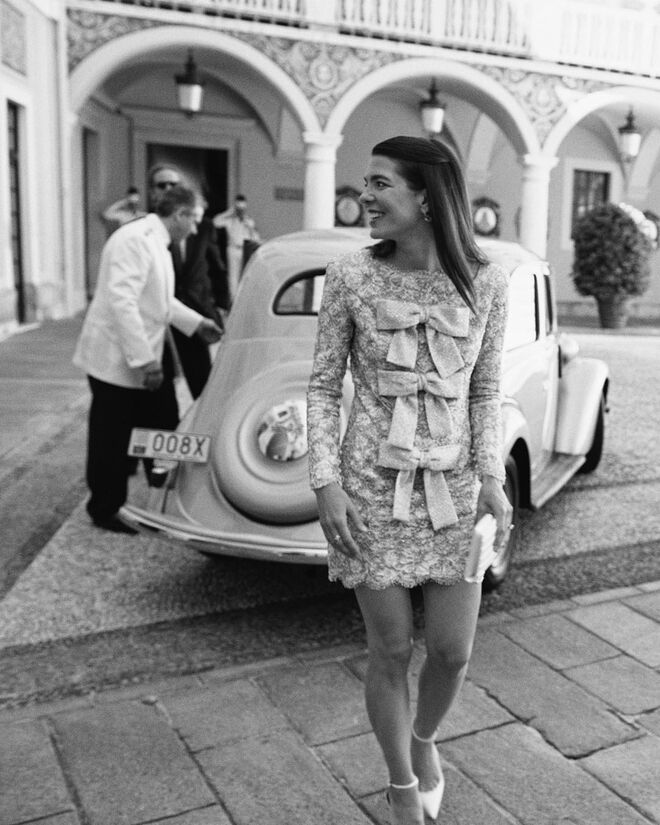  O primeiro vestido da designer Helen Rose