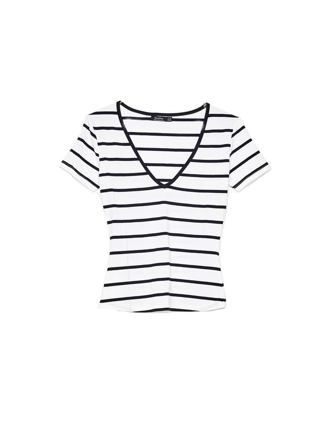 T-shirt, agora €3,99, Bershka