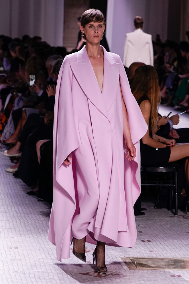 Desfile Givenchy para a coleção outono/inverno 2019/2020 na Semana da Moda da Alta-Costura em Paris