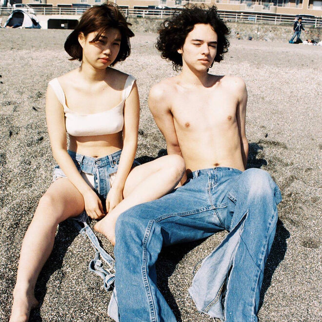 As calças de ganga tanga da marca japonesa Thibaut