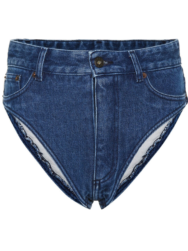 Cueca de ganga azul, €249, Y/Project, em www.mytheresa.com