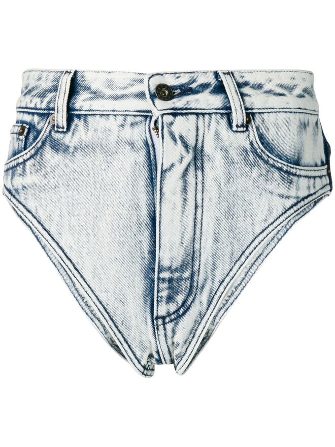 Cueca de ganga azul-clara, €307, Y/Project, em www.farfetch.com