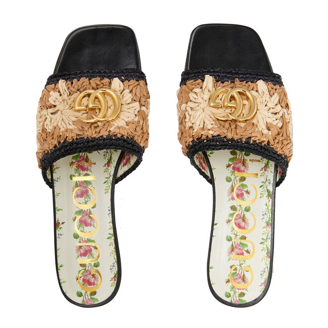 Sandália Raffia crochet, €590, Gucci