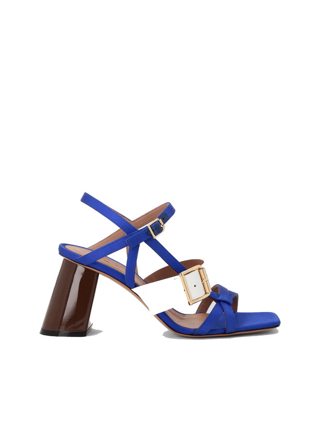 Sandália, agora €354, Marni, em www.marni.com/pt