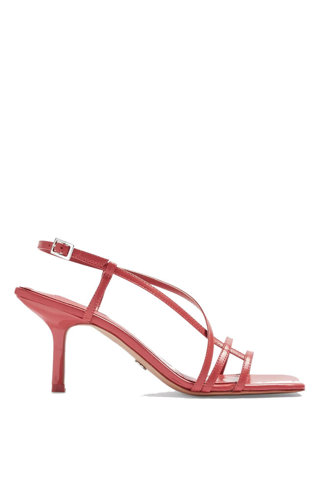 Sandália Strippy, €49, Topshop, em eu.topshop.com