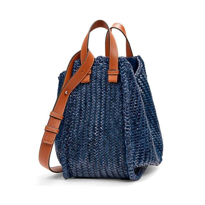 Carteira Hammock, €2300, Loewe