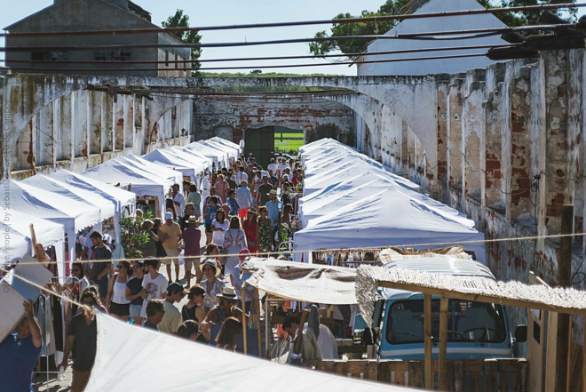 Passear pelo mercado The Spot Market