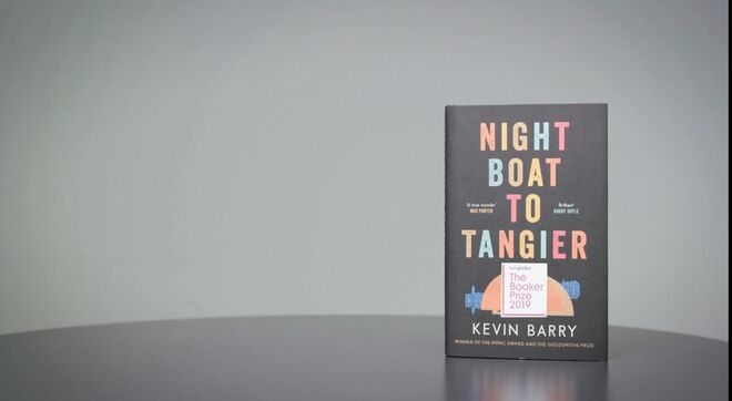 'Night Boat to Tangier', de Kevin Barry (Irlanda). Editora Canongate Books