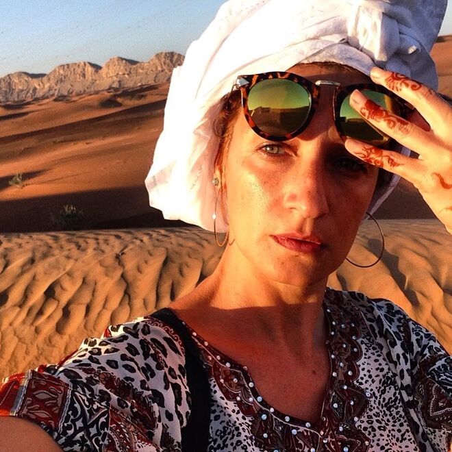 Pauliana Valente Pimentel no Deserto da Arábia