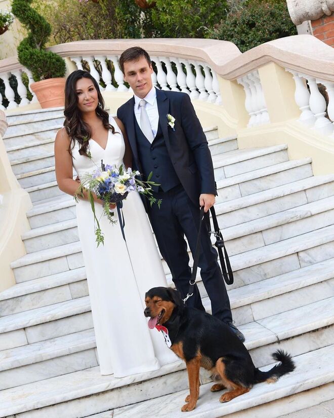 Marie Chevallier e Louis Ducruet com o seu cão Pancake