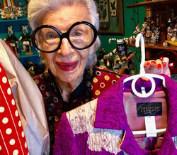 Iris Apfel doa mais de 1000 peças do seu guarda-roupa para museu
