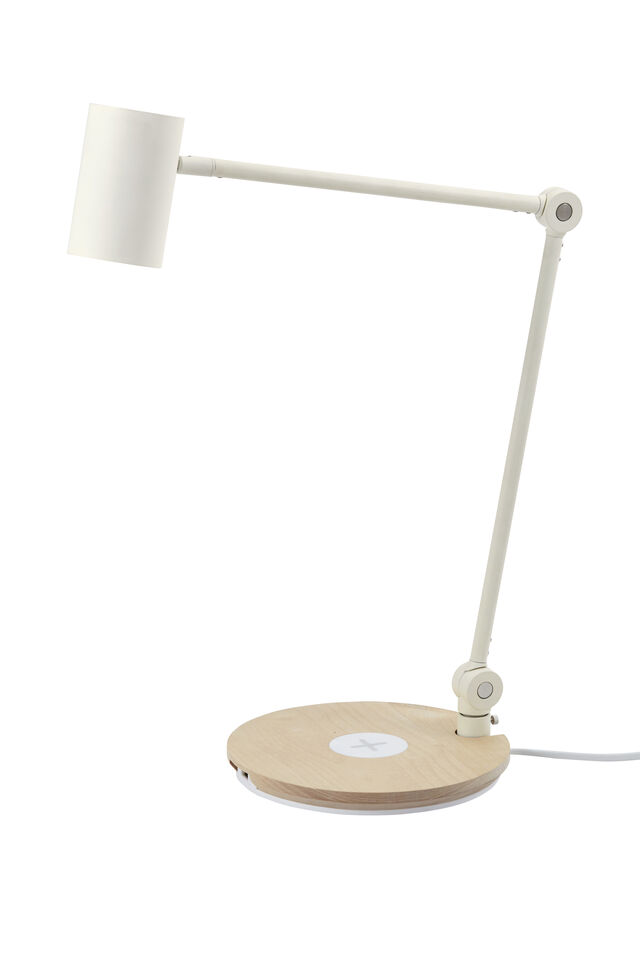 Candeeiro de secretária LED Riggad, carregamento sem fios, €69, Ikea