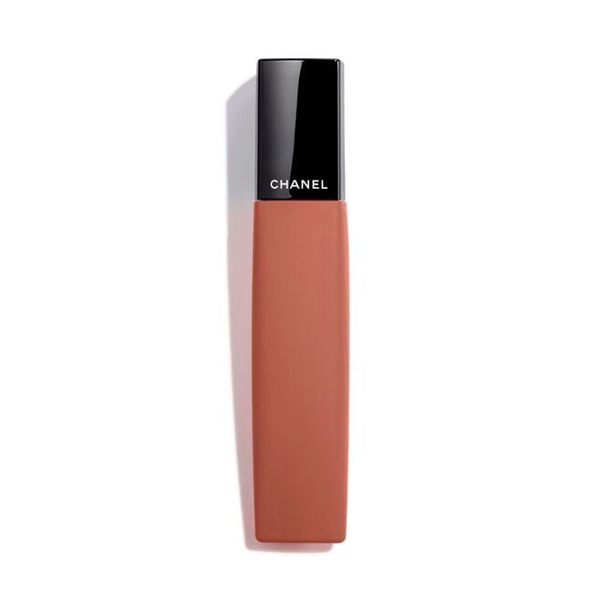 Rouge Allure Liquid Powder no tom 974 Timeless, €36, Chanel