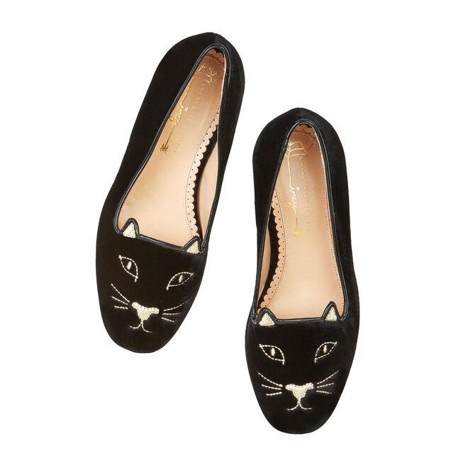 Sapatilhas Incy Tom Cat, €225, Charlotte Olympia, em www.charlotteolympia.com