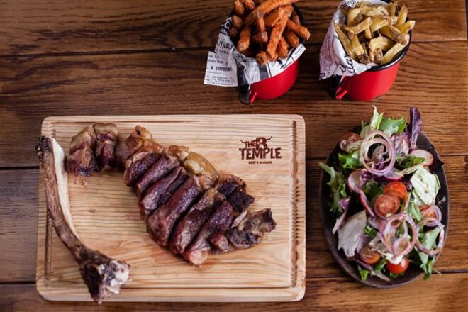 Conhecer as novidades do restaurante The B Temple