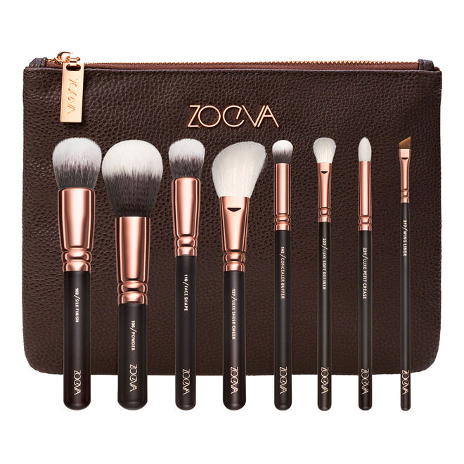 Os produtos best-seller da marca alemã de cosméticos Zoeva chegaram dia 8 na Sephora. Destacamos o kit pincéis. Rose Golden Luxury Set (Vol. 1), €77,50, Zoeva, na Sephora