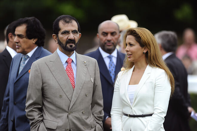 Com seu marido, o emir do Dubai Mohammed Bin Rashid, em julho de 2013
