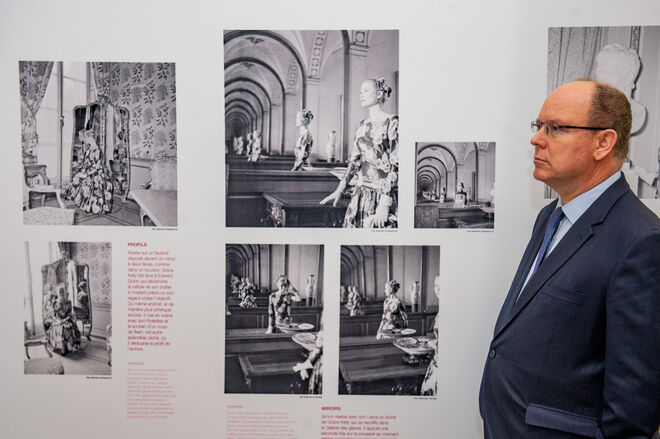 O príncipe Alberto na exposição Mónaco, 6 de maio de 1955. História de um encontro. Palais Princier, Mónaco.