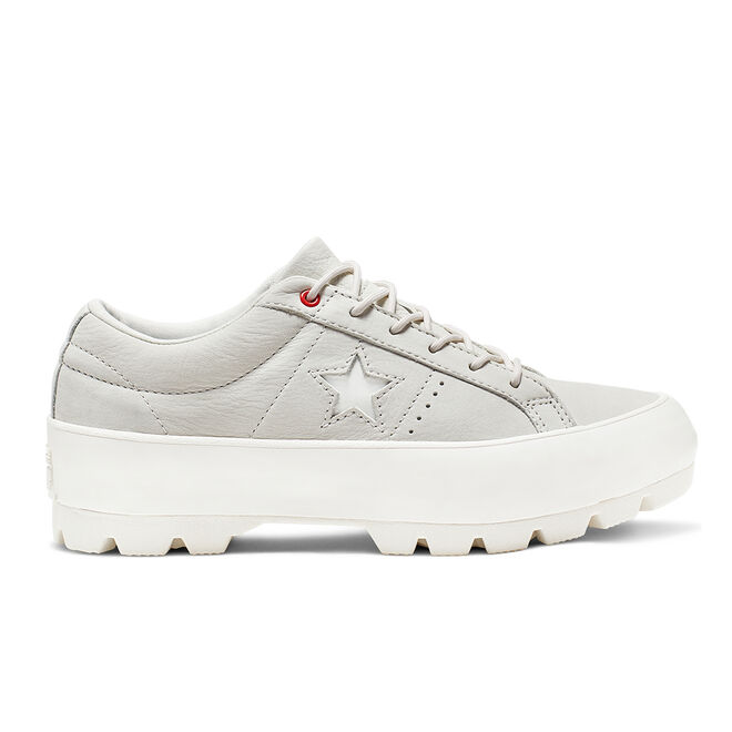 One Star Lugged Low Top, €95, Converse