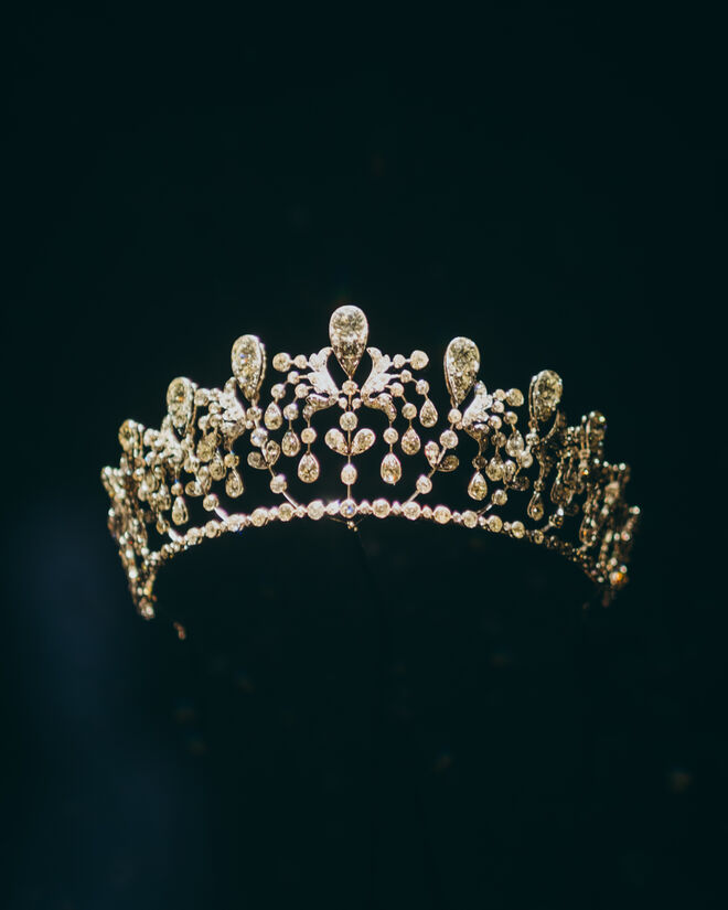 Diadema da princesa Edwige de Bourbon-Parme, uma peça de Joseph Chaumet, 1919, na exposição Chaumet in Majesty, Jewels of Sovereigns since 1780, no Mónaco.