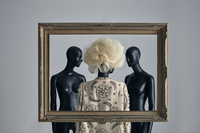 Peça de Fabiani, de 1969, da colação de Alta Costura de Cecilia Matteucci Lavarini na exposição Bvlgari. The Story, the Dream.