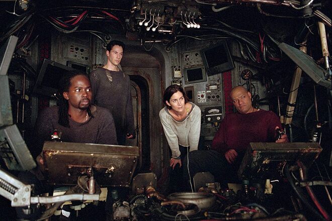 Harold Perrineau, Keanu Reeves, Carrie-Anne Moss e Laurence-Fishburne em 'Matrix Reloaded' (2003) 