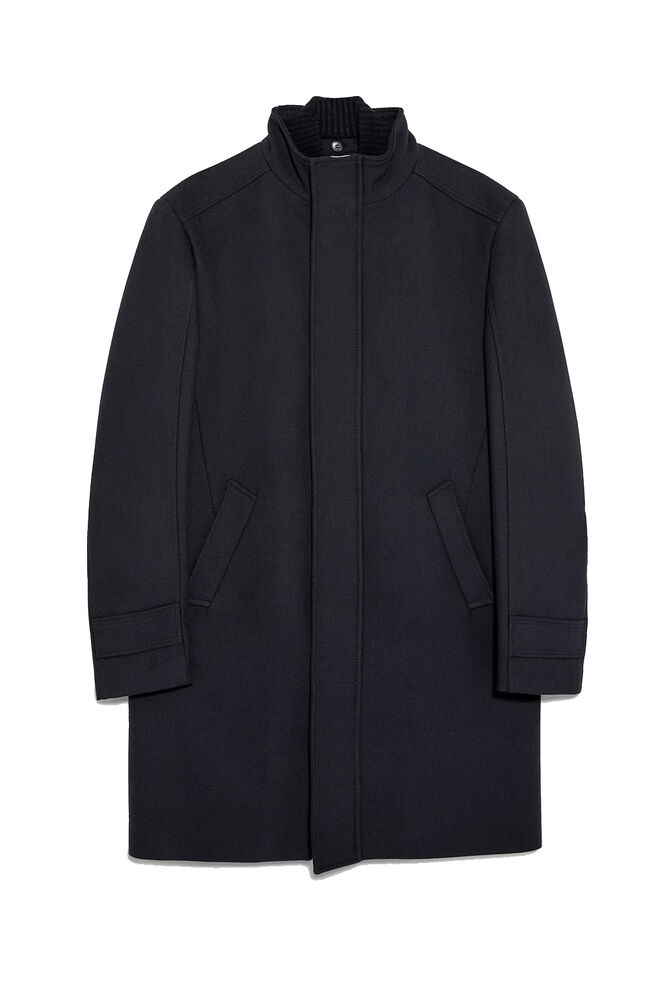 Sobretudo, €99,95, Zara