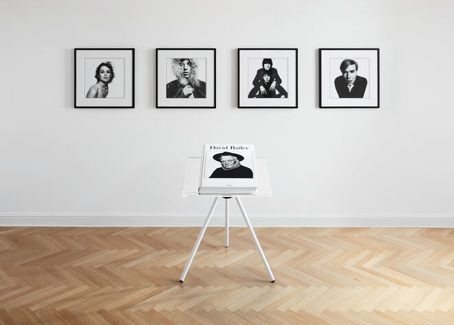 O livro David Bailey, Taschen, e fotografias do autor.  